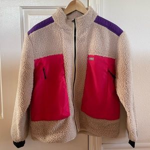 FIGS Sherpa Jacket